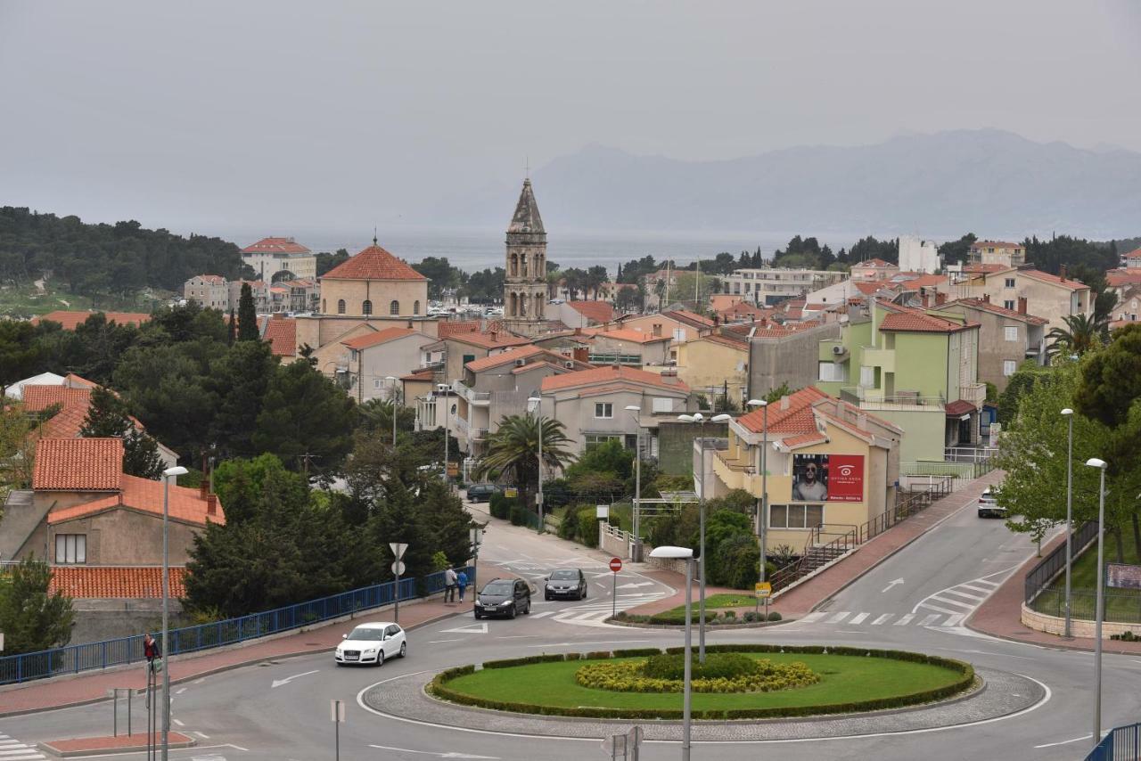 Apartman Petra Apartment Makarska Bagian luar foto