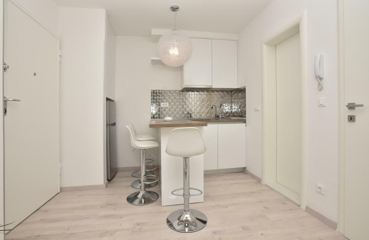 Apartman Petra Apartment Makarska Bagian luar foto