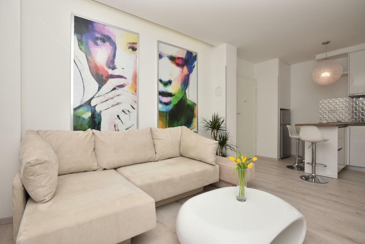 Apartman Petra Apartment Makarska Bagian luar foto